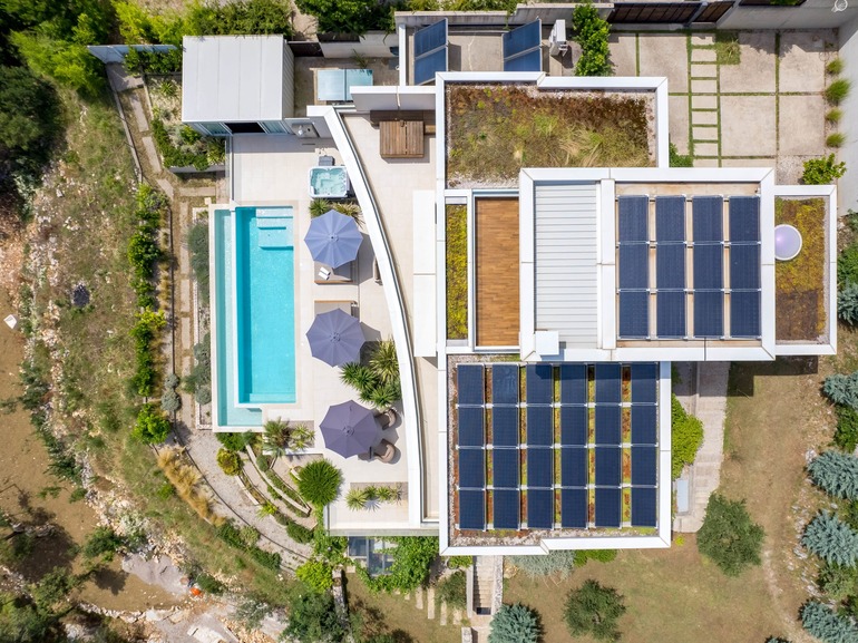 Majestic Coastal Retreat - Villa Mayan