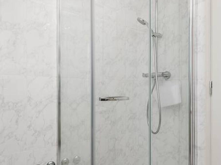 RM Grande Villa – Left Wing